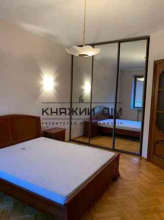 Продаж 4-кімнатої квартири, метро Вокзальна, вул. Шовкуненко. Код 21147682 Киев