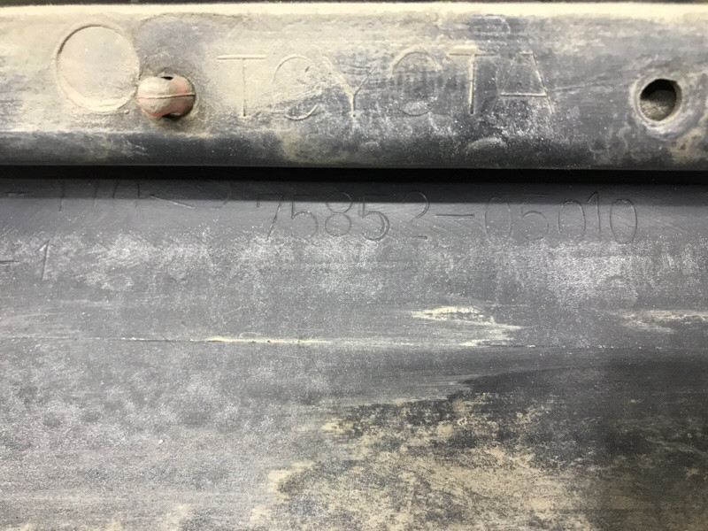 Накладка порога внешняя левая Toyota Avensis T25 1.8 БЕНЗИН 1ZZFE 2002 (б/у) Київ - зображення 7