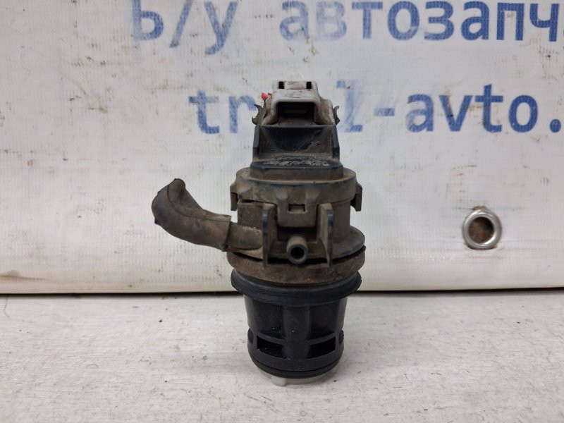 Насос омывателя стекла Toyota Prado J120 3.0 DIESEL 1KDFTV 2002 (б/у) Киев - изображение 3