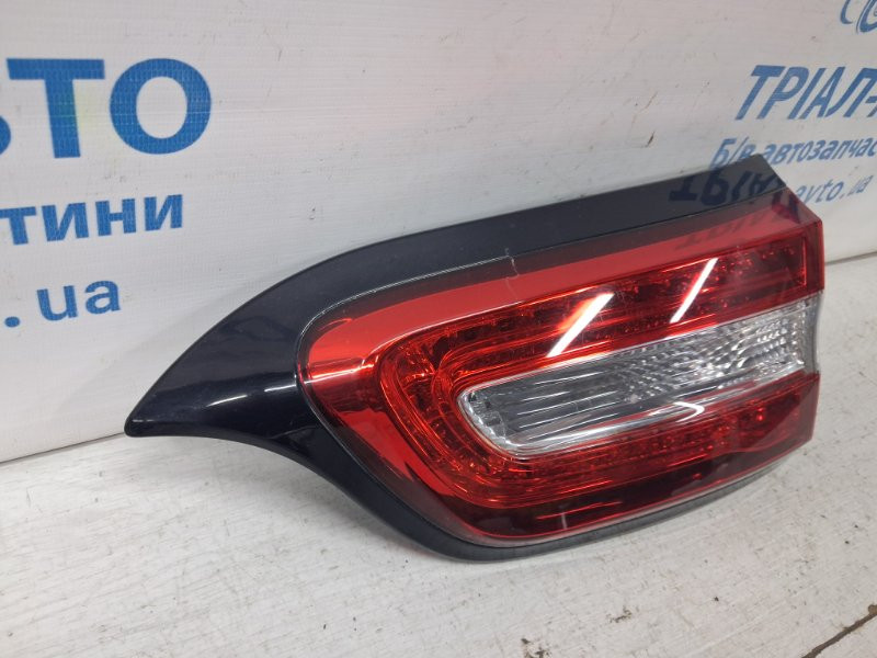 Фонарь задний внутренний правый Jeep Cherokee KL 2.4 БЕНЗИН ED6 2013 (б/у) Киев - изображение 5
