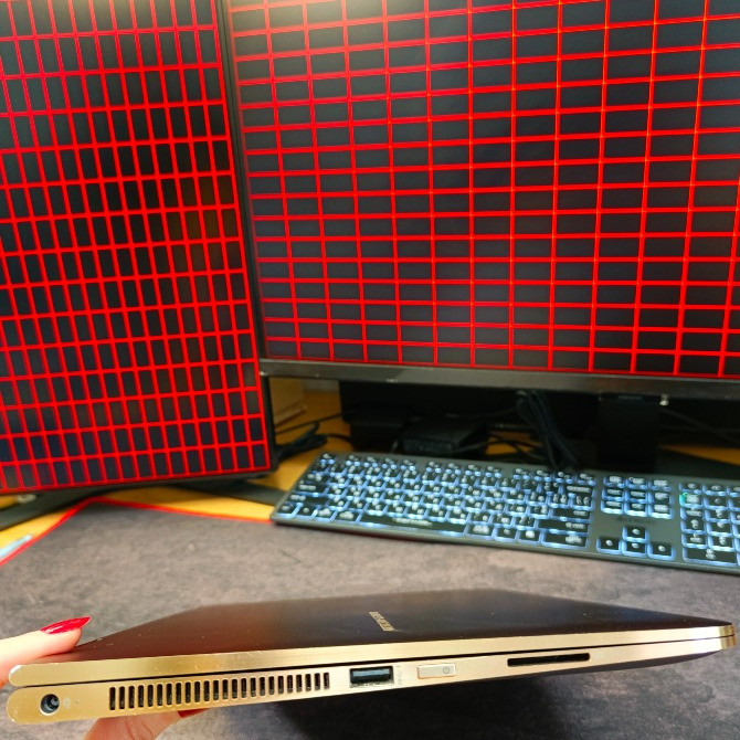 Сенсорний ноутбук трансформер HP Spectre x360 i7-6500u 8/512gb SSD m.2 NVMe IPS touch Київ - зображення 7