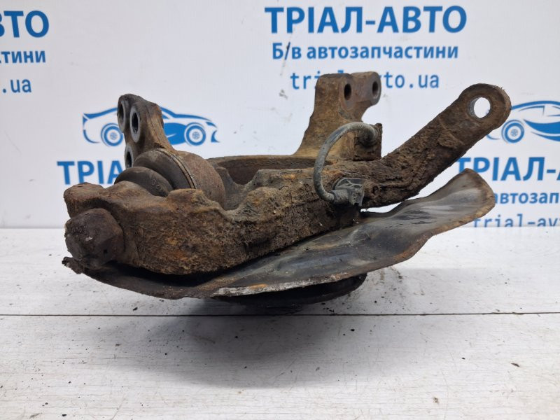 Кулак поворотный правый со ступицей SsangYong Korando C200 2.0 DIESEL D20DT 2010 (б/у) Киев - изображение 3