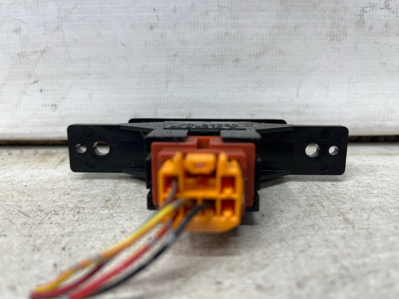 Кнопка аварийки Suzuki Grand Vitara JT 2.0 БЕНЗИН J20A 2005 (б/у) Київ - зображення 4