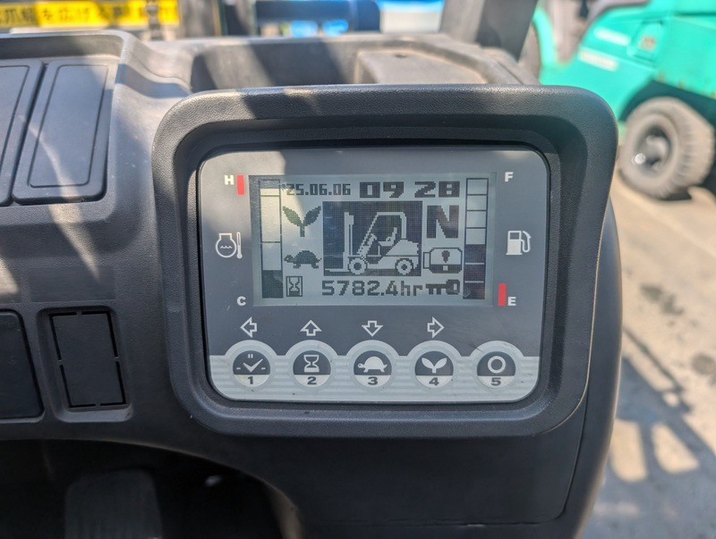 Газ-бензиновий навантажувач TCM (Nissan), напрацювання 4766 мотогодин. Модель: FGE15T5 Одеса - зображення 6