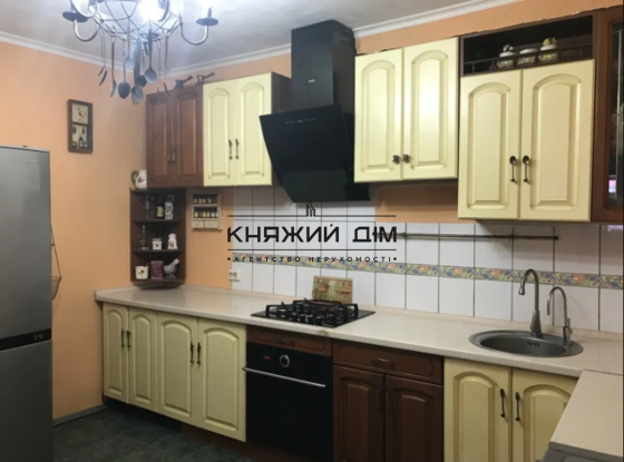 Продам теплий та затишний будинок у с. Віта-Поштова. №228908 Київ