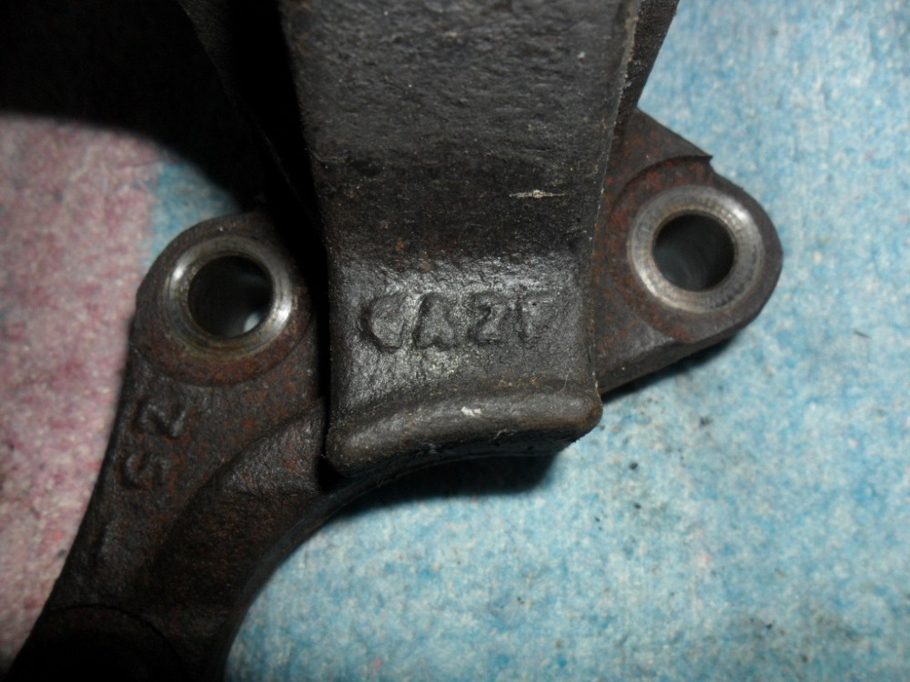 GA2E39030A, Кронштейн двигуна Мазда Кседокс 2.0, V6, 24 кл. оригінал Вінниця - зображення 7