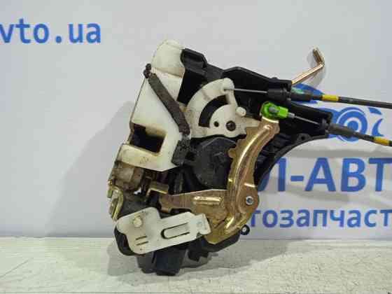 Замок двери задний левый Mitsubishi L200 KB 2.5 ДИЗЕЛЬ 4D56U 2006 (б/у) Киев