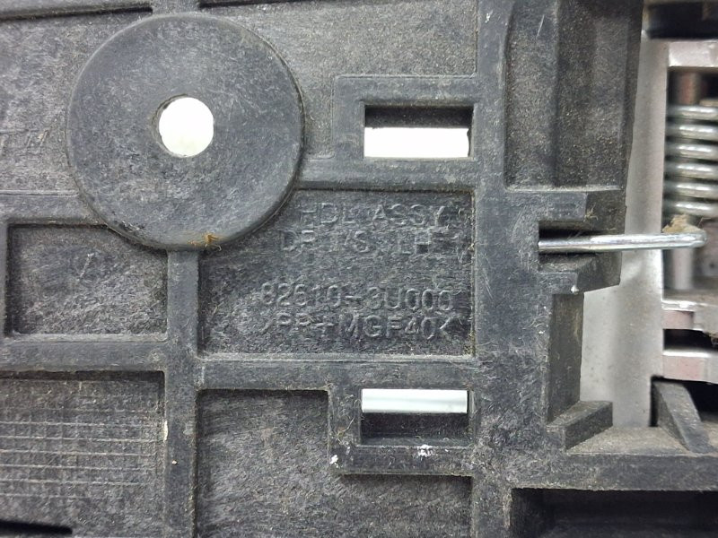 Ручка двери внутренняя левая Kia Sportage SL 1.7 DIESEL D4FD 2010 (б/у) Киев - изображение 3