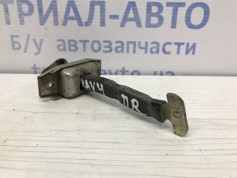 Обмежувач дверей передній правий Toyota Rav 4 A30 2.0 БЕНЗИН 1AZFE 2006 (б/у) Киев - изображение 3