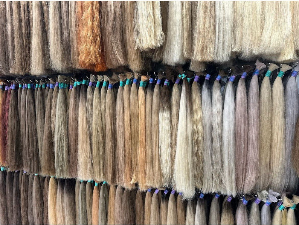 Салон краси у м. Кривой Рог купляє ДОРОГО ваше не фарбоване волосся від 35 см Вайбер 0961002722 Кривий Ріг - зображення 1