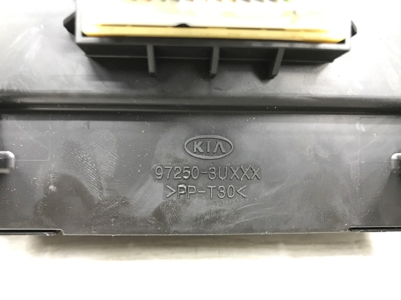 Блок управления кондиционером Kia Sportage SL 1.7 DIESEL D4FD 2010 (б/у) Киев - изображение 4