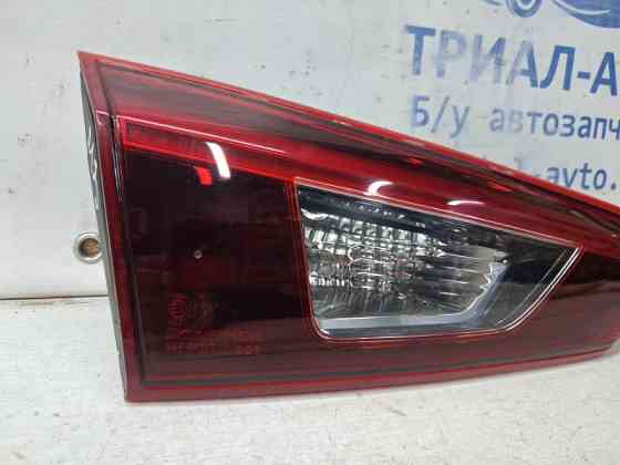 Фонарь задний внутренний левый Mazda 3 BM 2.2 DIESEL 2013 (б/у) Киев