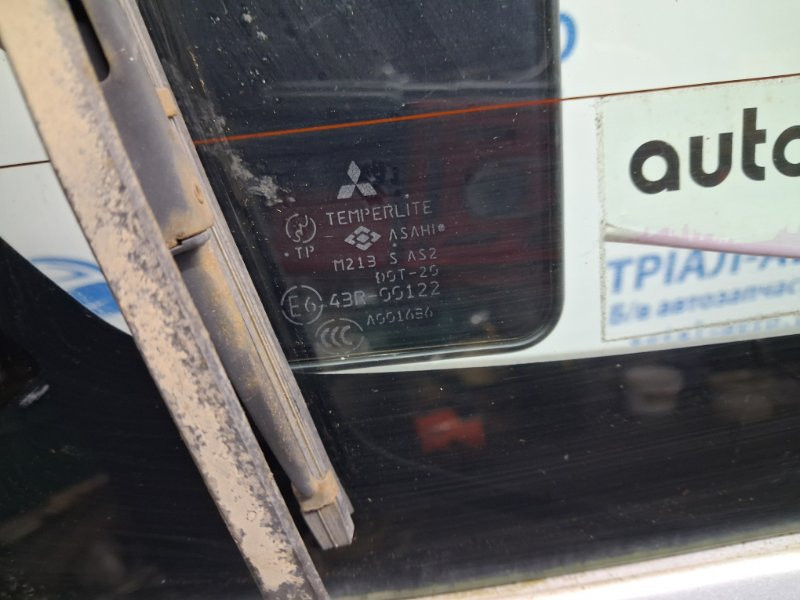 Крышка багажника Mitsubishi Pajero Wagon 3 3.2 ДИЗЕЛЬ 4M41 1999 (б/у) Київ - зображення 3