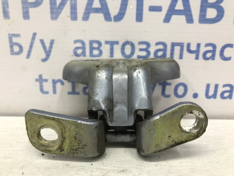 Петля двери задней правой Chevrolet Cruze J300 1.8 2009 (б/у) Київ - зображення 1