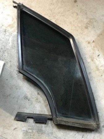 Бу стекло глухое Mercedes Benz W168, A1687250209, передней правой двери Кропивницький - зображення 1