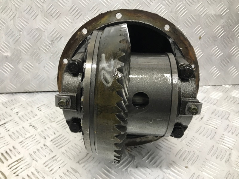 Редуктор задний Mitsubishi Pajero Sport K9 2.5 DIESEL 4D56 1996 (б/у) Киев - изображение 4