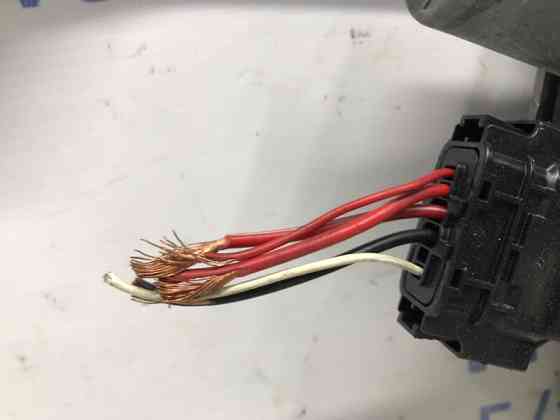 Стеклоподъемник передний правый SsangYong Kyron DJ 2.7 D27DT 2005 (б/у) Киев