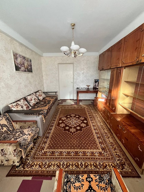 Продам 3-ком Черемушки тёплая, сухая, не угловая, без долгов. СРОЧНО! Кам'янське (Дніпродзержинськ) - зображення 1