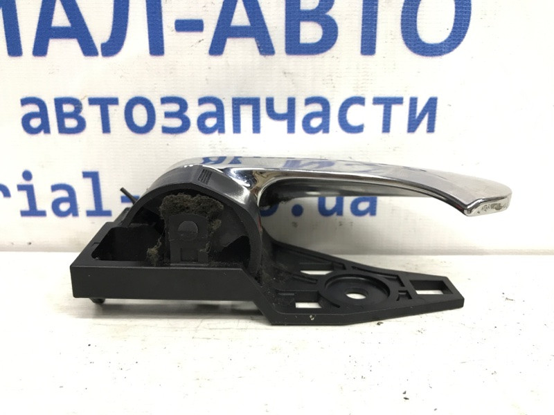 Ручка двери внутренняя правая Toyota RAV 4 A30 2.2 DIESEL 2ADFTV 2005 (б/у) Київ - зображення 2