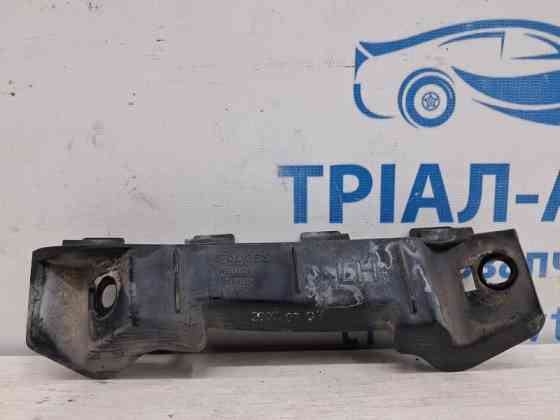 Кронштейн бампера передний левый Kia Ceed ED 1.6 DIESEL D4FB 2006 (б/у) Киев