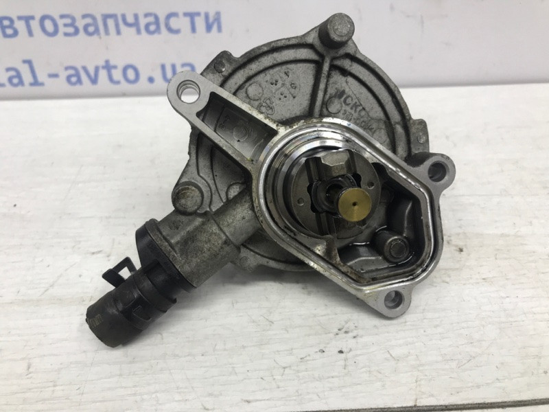 Насос вакуумный Kia Ceed JD 1.6 DIESEL D4FB 2012 (б/у) Київ - зображення 5