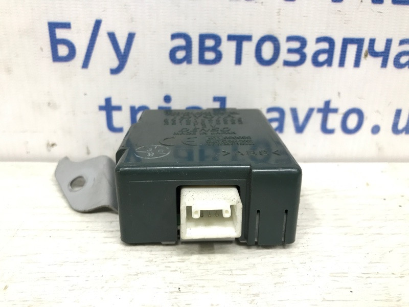 Блок управления центральным замком Toyota Prado J120 3.0 DIESEL 1KDFTV 2002 (б/у) Киев - изображение 2