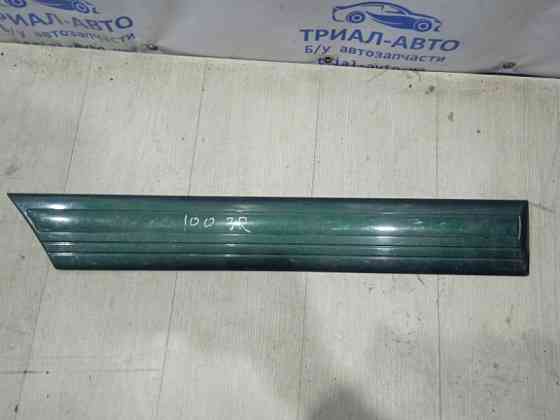 Накладка двери Toyota Land Cruiser J100 1998 задн. прав. (б/у) Київ