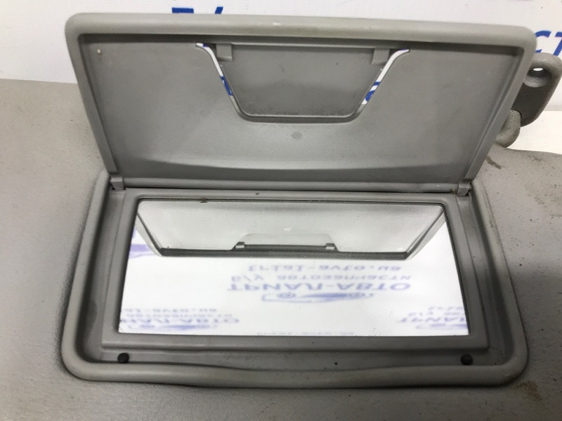 Козырек солнцезащитный правый Mitsubishi Outlander CU 2.4 БЕНЗИН 4G69 2003 (б/у) Киев - изображение 2