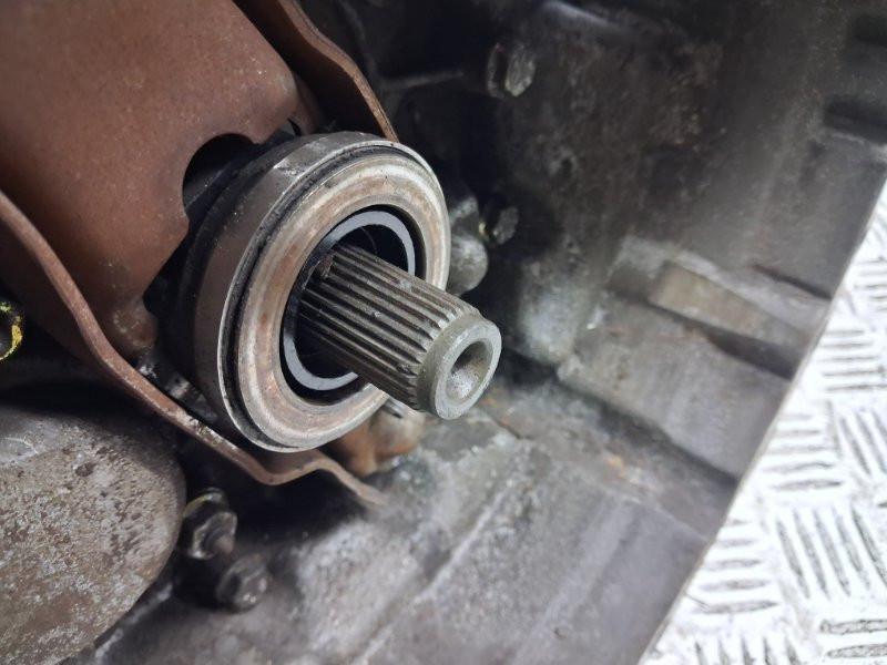 Коробка передач МКПП Volkswagen Caddy 2K 1.9 DIESEL BJB 2003 (б/у) Київ - зображення 3