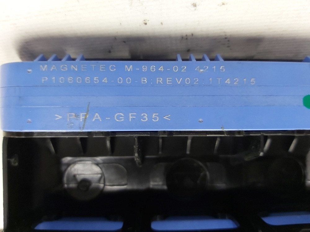 Накладка декоративная торцевая инвертора мотора с изоляторами шин Tesla model S, model S REST 600907 Киев - изображение 5