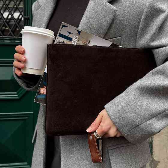 Чехол для ноутбука из велюра Incarne Cline для MacBook Air 15" 2023-2025 cline-brown-velour-air-15 к Киев
