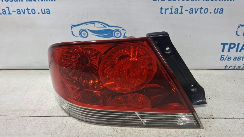 Фонарь задний внешний левый Mitsubishi Lancer 9 1.6 БЕНЗИН 4G18 2003 (б/у) Киев - изображение 1