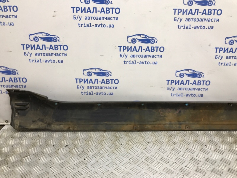 Накладка порога внешняя правая Mitsubishi Pajero Wagon 4 3.2 ДИЗЕЛЬ 4M41 2006 (б/у) Киев - изображение 5