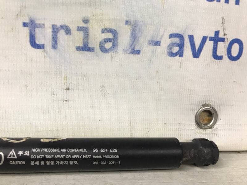 Амортизатор крышки багажника Chevrolet Captiva C100 2.4 БЕНЗИН Z24SED 2006 (б/у) Киев - изображение 2