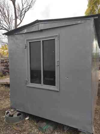 Вагончик кунг бытовка утепленный c окнами, внутри стеллажи и буржуйка Кременчук