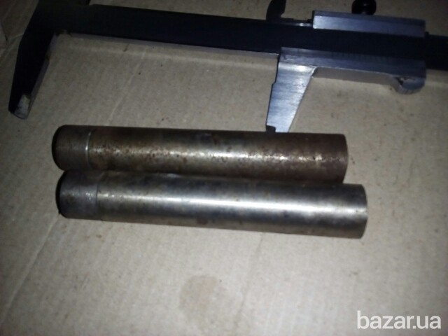 Втулка направляющая клапана 171.05.108 дизеля 6чн 12/14 Полтава - зображення 1