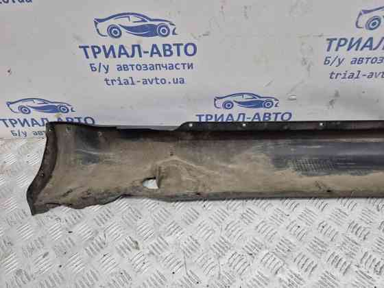 Накладка порога внешняя правая SsangYong Rexton 2006-2012 7956608B00 (Арт. 61660) Киев