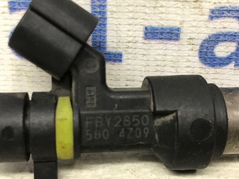 Форсунка топливная Nissan Qashqai J10 2.0 БЕНЗИН MR20DE 2006 (б/у) Киев - изображение 3