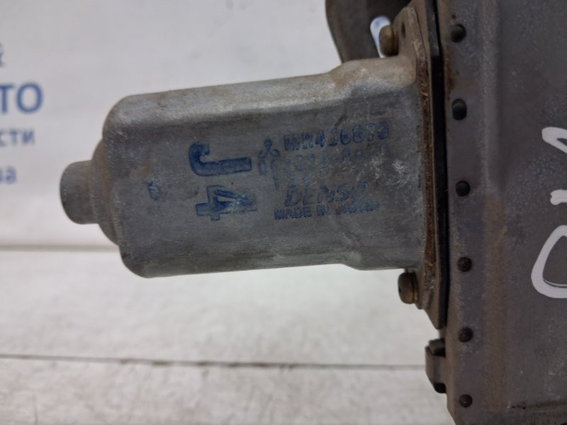 Стеклоподъемник задний правый Mitsubishi Pajero Wagon 3 3.2 ДИЗЕЛЬ 4M41 1999 (б/у) Київ - зображення 4