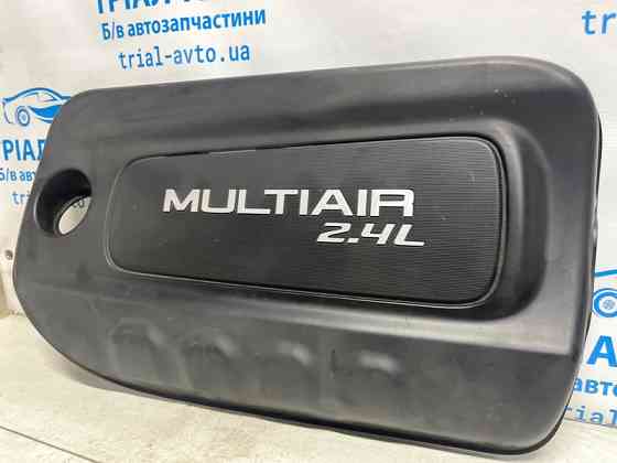 Декоративная крышка ДВС Jeep Cherokee KL 2.4 БЕНЗИН ED6 2013 (б/у) Київ