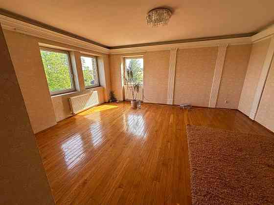 продажа 8-к квартира Ровно, 88000 $ Ровно