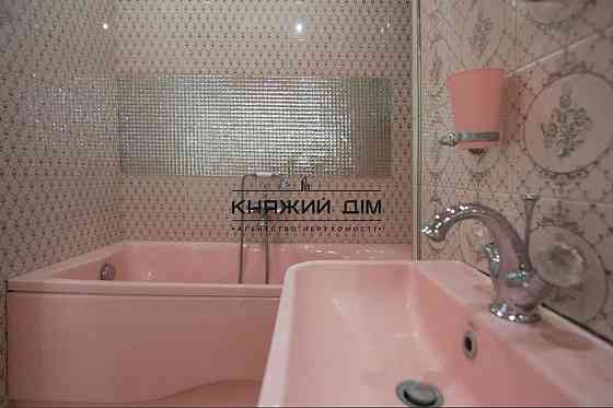 Оренда дворівневої 3-кімнатної квартири | вул. Саперно-Слобідська, 24 | м. Деміївська Киев