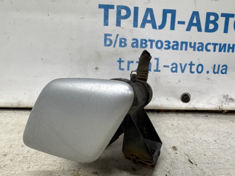 Омыватель фары левый Mitsubishi Outlander CU 2.4 БЕНЗИН 4G69 2003 (б/у) Киев - изображение 1