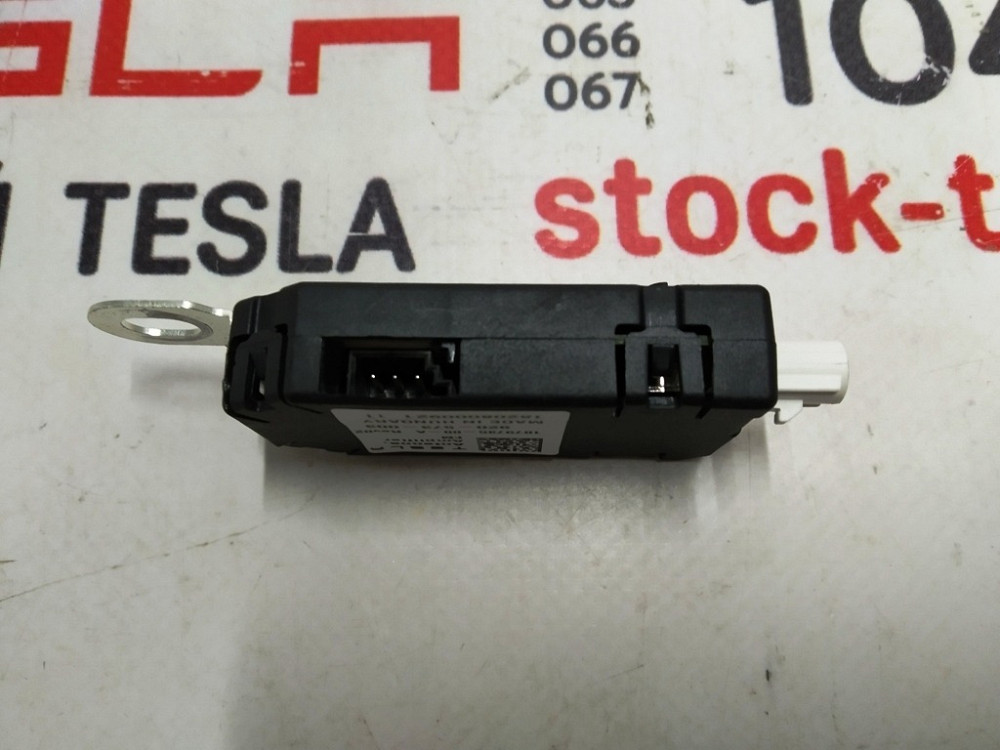 Антенна усилитель FM Tesla model 3 1079735-00-A Київ - зображення 2