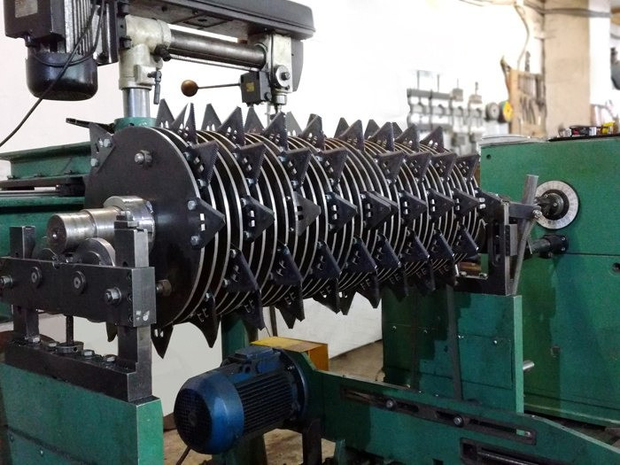 Ремонт та відновлення шнека, ротора, відбійного бітера, валу комбайна Полтава - изображение 2