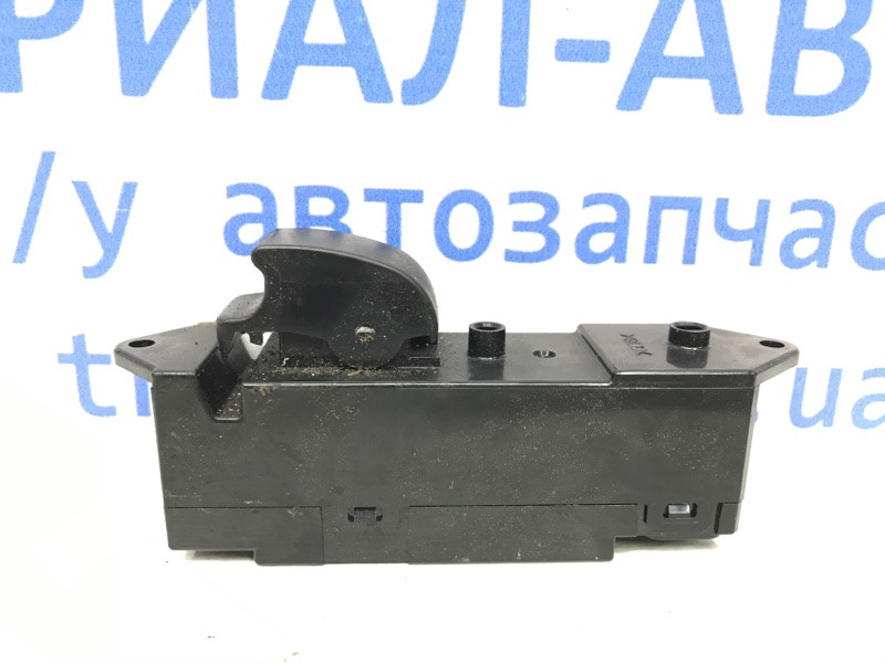 Кнопка стеклоподъемника Mitsubishi Outlander CU 2.4 БЕНЗИН 4G69 2003 (б/у) Киев - изображение 1