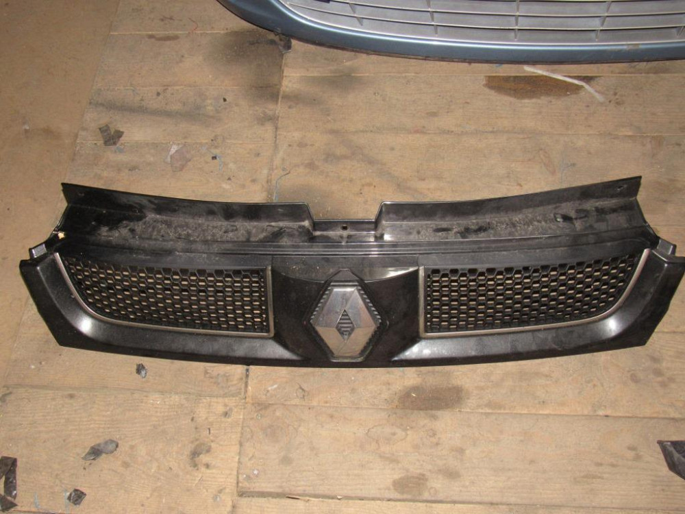 Решетка бампера Renault Trafic 2001-2006 Ковель - изображение 4
