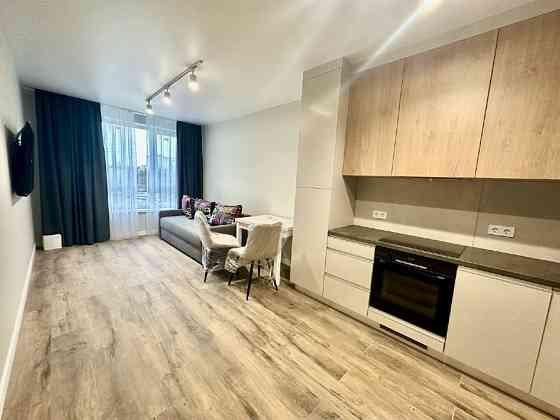 Продаж 1км. квартири новобудова малоповерхова Роксоляни з ремонтом Львів