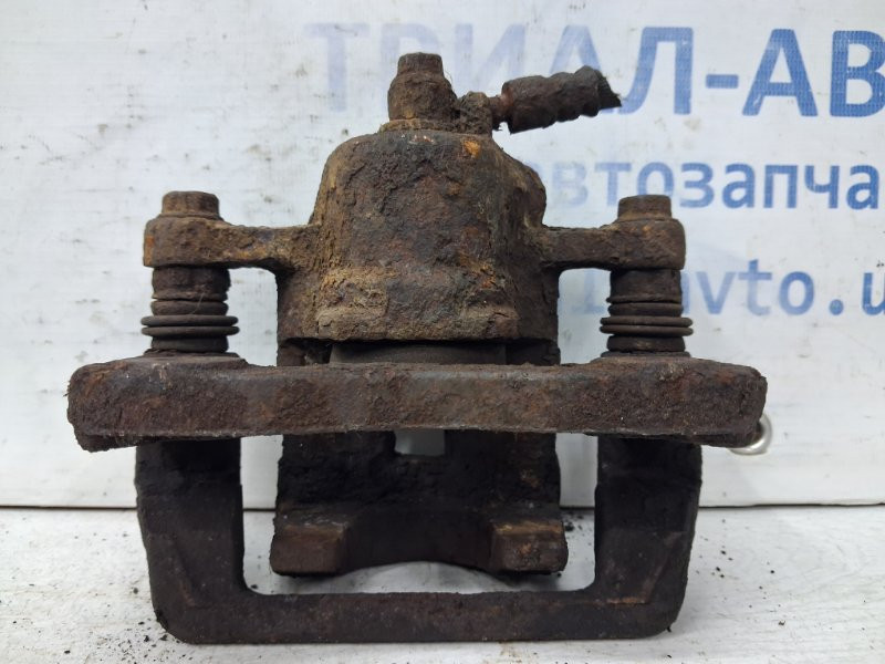 Суппорт задний правый Hyundai Tucson JM 2.0 DIESEL D4EA 2004 (б/у) Київ - зображення 4