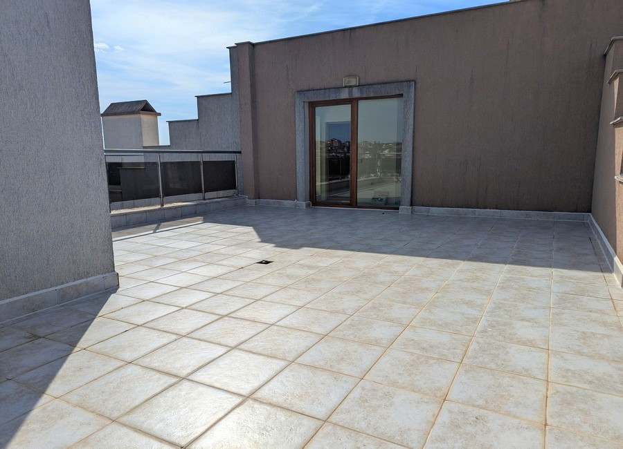 Двухуровневая 2-х комнатная квартира в центре города и в 500 м от пляжа в г. Бяла (Болгария) Киев - изображение 4